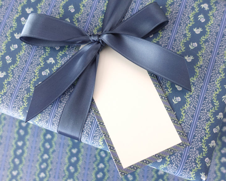 Scalloped Vines & Roses Gift Wrap Roll