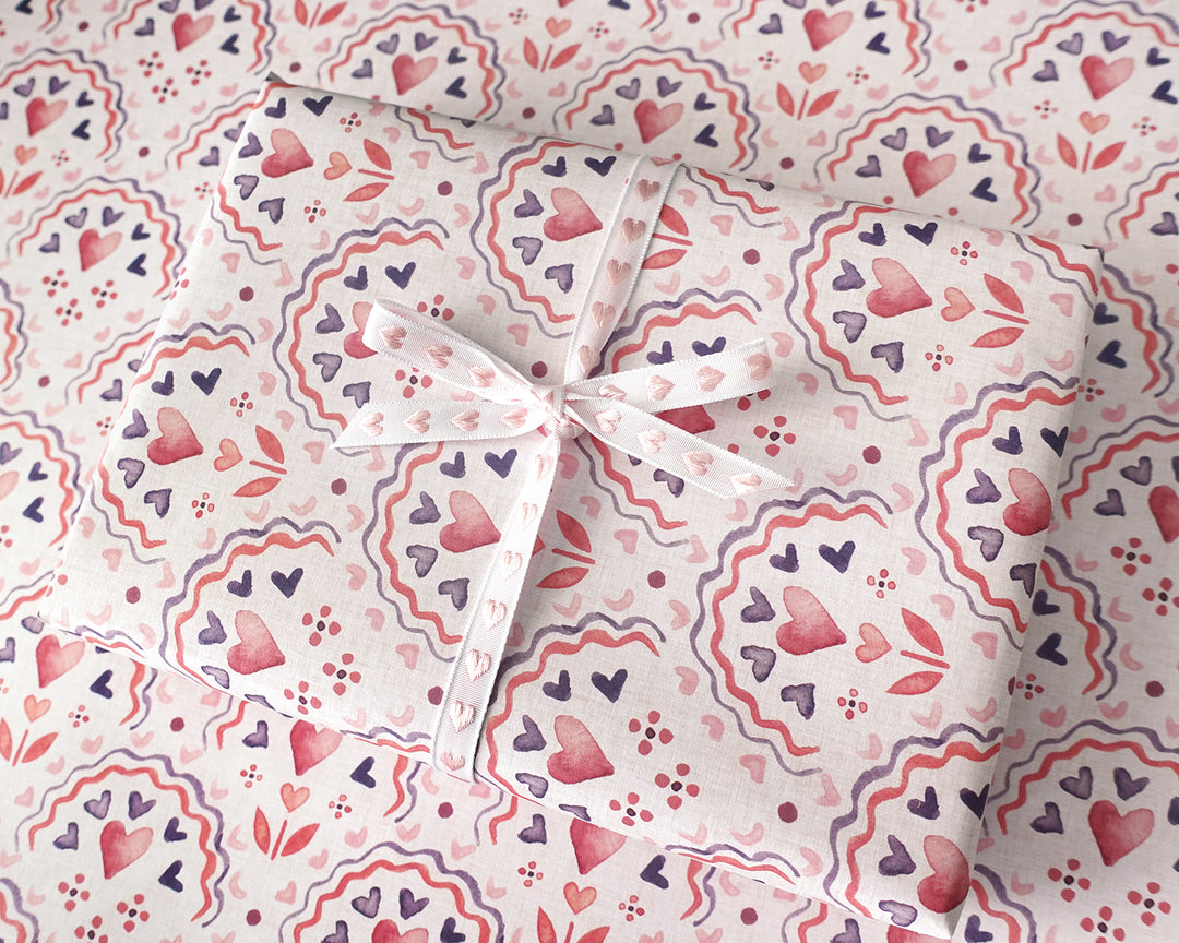 Scalloped Hearts Gift Wrap Sheets